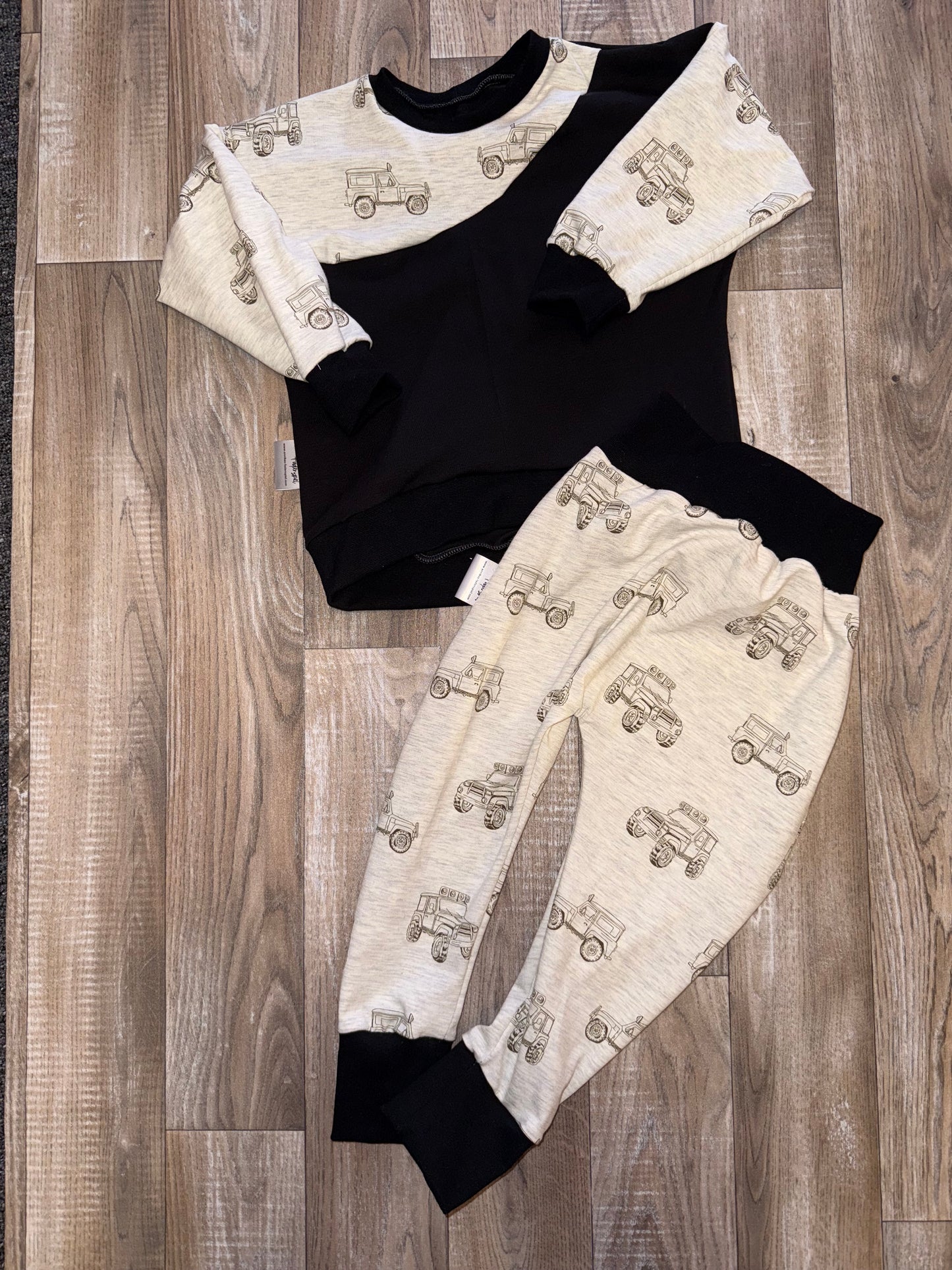 Set Oberteil & Hose