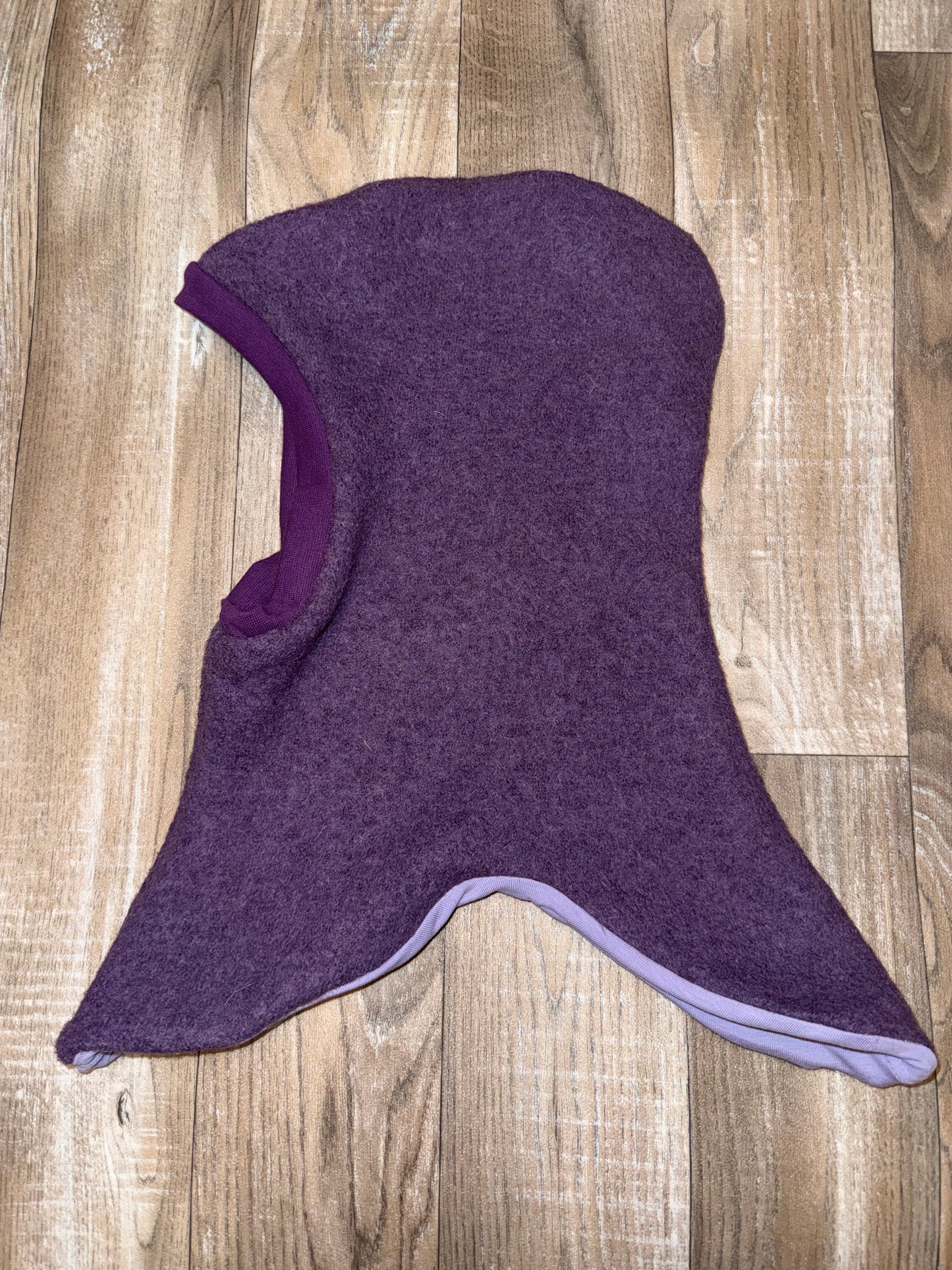 Schupfmütze aus Schurwolle 49-55cm